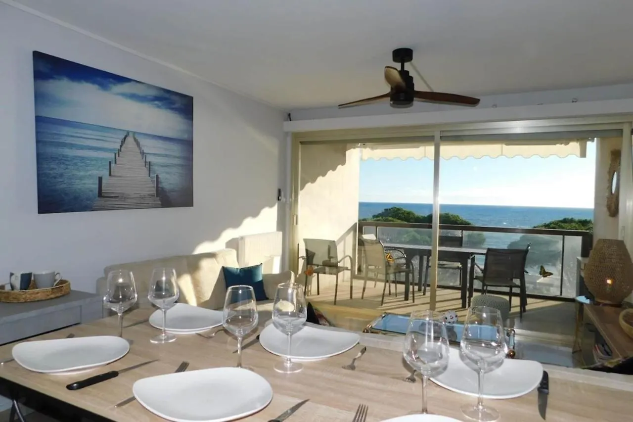 Magnificent 4-Bedroom 